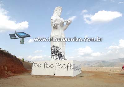 Intolerância religiosa em União dos Palmares: Monumento a Santa Maria Madalena é pichado  