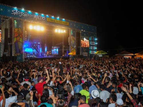 Confira as 72 atrações do São João de Maceió
