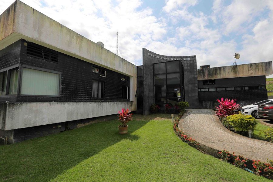 Filho que matou a mãe após sermão é condenado a 21 anos de prisão