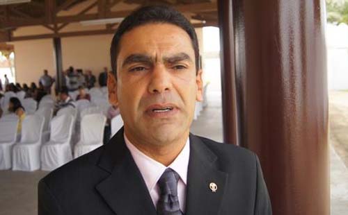 Charles Pacheco, prefeito de São Sebastião, corre o risco de perder mandato por compra de voto