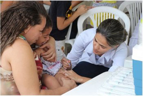 Secretaria de Saúde de Maceió orienta pais sobre vacinação de sarampo