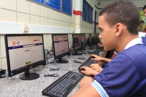 Seduc divulga lista de aprovados e faz 1ª convocação de professores para cursos EAD