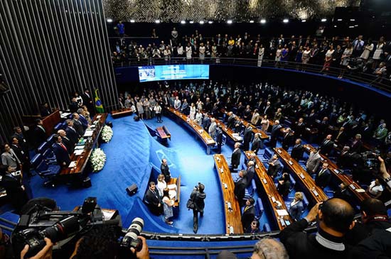 Senado aprova aumento de salário de ministros do STF para R$ 39 mil