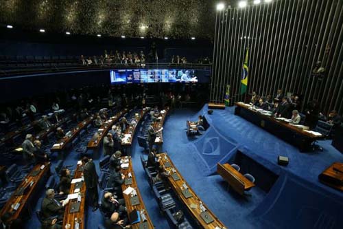 Senado decide desengavetar projeto que proíbe o aborto e matéria volta à CCJ