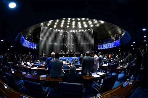 Senado vai receber três opções de PEC para fim da reeleição e extensão de mandatos para cinco anos