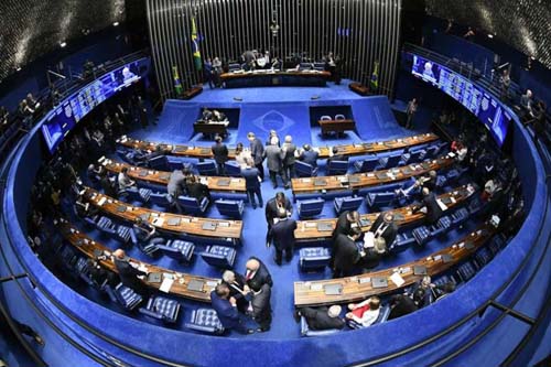 Reforma já tem 42 dos 49 votos para aprovação no Senado