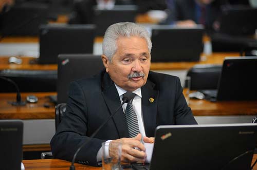 CAE aprova projeto que altera regra para jornada de trabalho 12 por 36