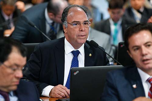 Projetos legalizam a educação domiciliar