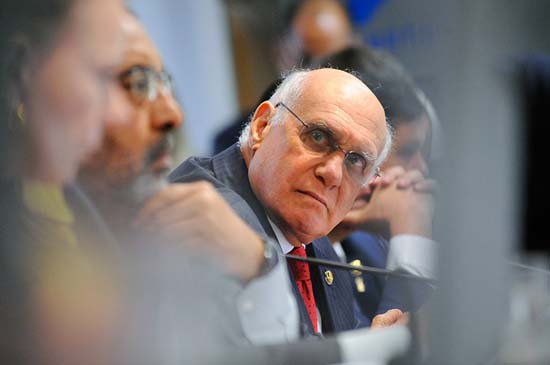 Senado analisa propostas que proíbem o nepotismo