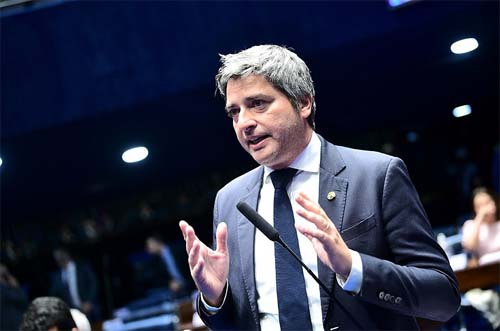 Senado prestará homenagem ao Fórum Brasil Educação  Fonte: Agência Senado