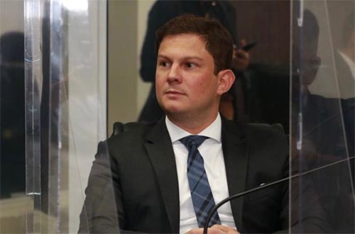 Projeto de Lei que proíbe multa a advogado por abandono de processo é aprovado pelo Senado