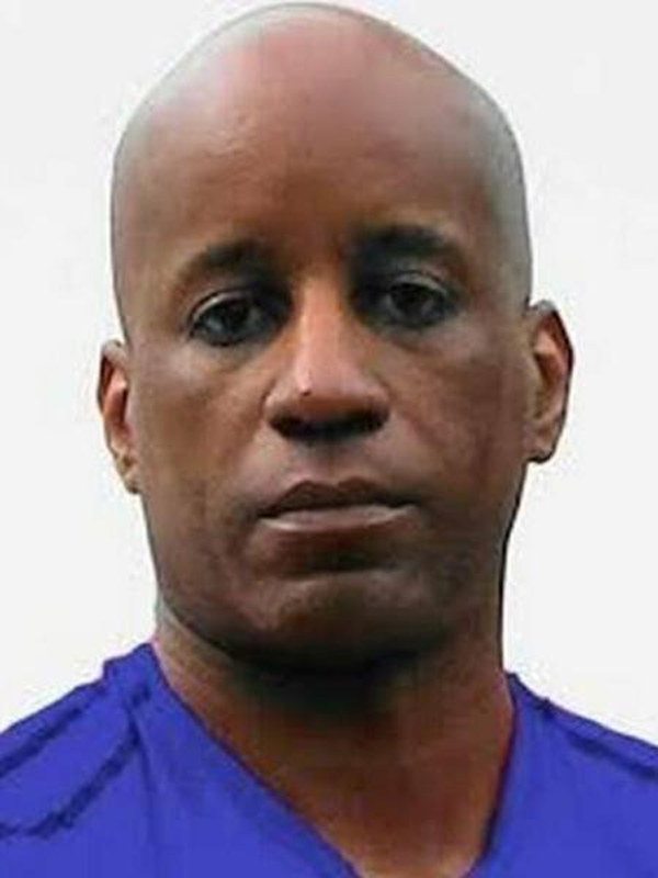 Camargo acaba de vez com liderança de negros na Fundação Palmares