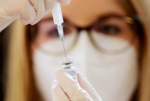 Anvisa autoriza por unanimidade uso emergencial das vacinas Coronovac e de Oxford contra a Covid-19