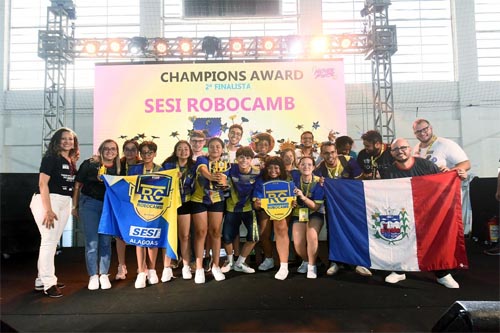 Sesi Alagoas faz história no torneio regional de robótica na Bahia