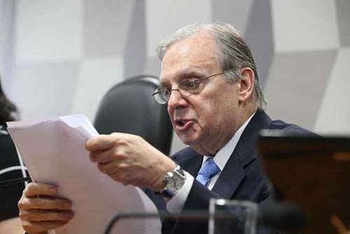 Servidores que ingressaram até 2003 terão direito a aposentadoria integral