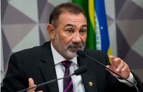 Senador Telmário Mota já pagou R$ 437 mil por aluguel de carro que vale R$ 128 mil