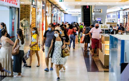 Shoppings de Maceió fecham na segunda (26), Dia do Comerciário