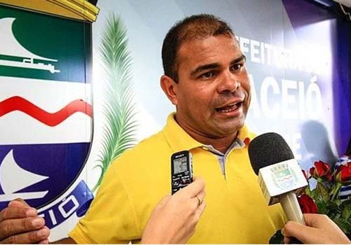 Perícia encontra DNA de Silvânio Barbosa em roupa de réu confesso