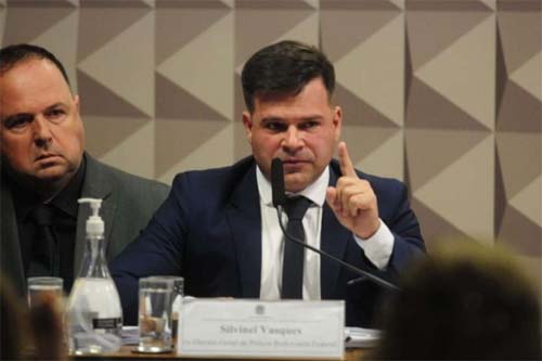 Ex-diretor da PRF é preso por operação sobre interferência no 2º turno