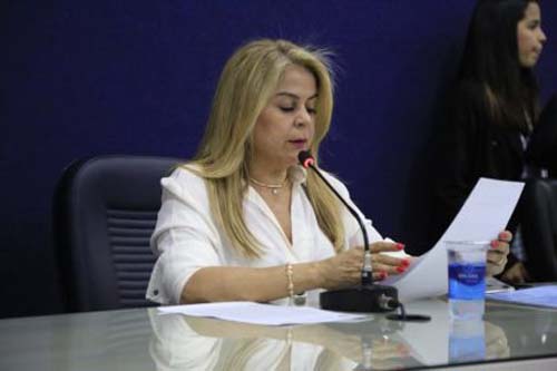 Por iniciativa de Silvania Barbosa, Câmara de Maceió aprova Programa Municipal de Prevenção ao Suicídio