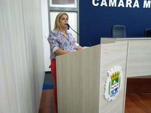 Suicídios em AL: “Poder público é corresponsável”, alerta vereadora