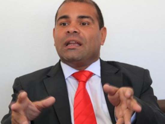 Vereador Silvanio Barbosa é encontrado morto em seu apartamento