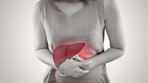 Identificando sinais cutâneos de problemas hepáticos: o que você precisa saber