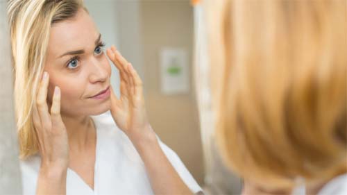 Atenção a estes sinais no rosto. Podem indicar várias doenças