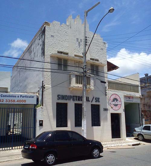 Petroleiros das bases da Petrobras em Alagoas entra
