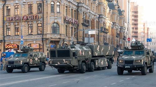 Rússia reconhece ameaça de míssil ucraniano Sapsan e ataca centro de testes