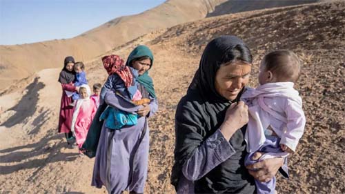 Situação no Afeganistão se deteriora dois anos após a retomada do regime talibã