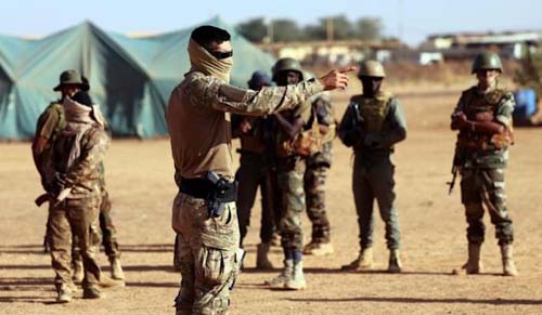 Cerca de 30 jihadistas foram mortos por soldados malineses e força europeia Takuba