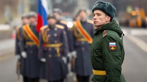 Reino Unido: Rússia envia soldados feridos de volta ao campo de batalha