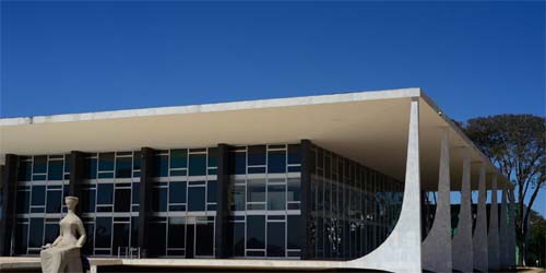 CFM entra com recurso contra a decisão de Moraes sobre aborto