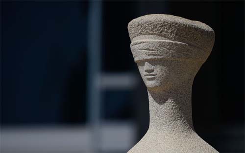 Ministros do STF voltam a usar máscara após recomendação de ministério