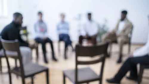 Como acontecem os surtos psicóticos coletivos