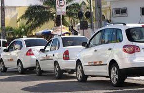 Taxistas podem obter créditos da Agência de Fomento para compra de Kit Gás