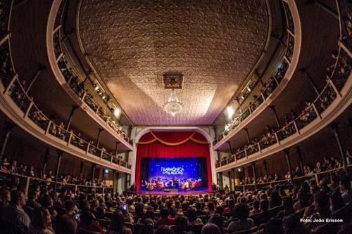 Teatro Deodoro celebra 109 anos com programação de 11 a 17 de novembro