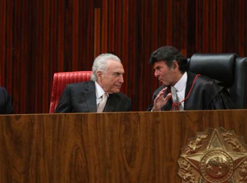 Juízes pedem que STF não revogue auxílio-moradia de R$ 4,3 mil