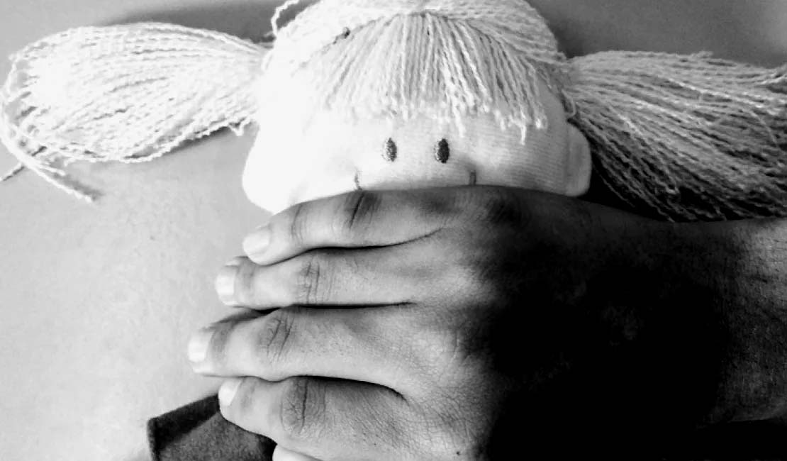 Homem invade residência e tenta abusar de menina de 2 anos durante pedido de banheiro em Arapiraca