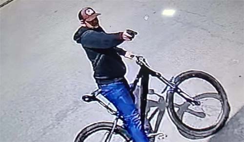 Secretaria de Segurança divulga imagem de suspeito de tentativa de homicídio no bairro Santo Eduardo