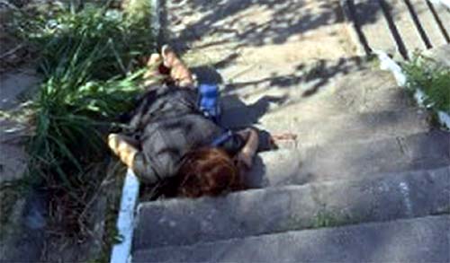 Transexual é assassionada com 3 tiros na escadaria do Vale do Reginaldo