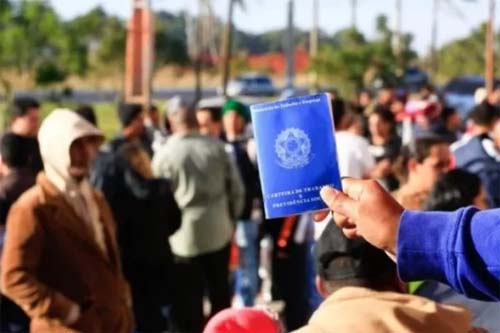 IBGE: um terço dos desempregados estão sem ocupação há mais de 2 anos