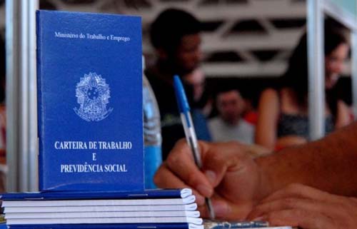 Mercado prevê 400 mil vagas temporárias no fim do ano