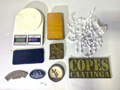 Homem é preso acusado de traficar meio quilo de maconha no sertão