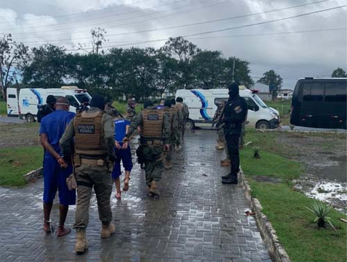 Presos da 'Operação Flashback II' são transferidos para o Presídio do Agreste