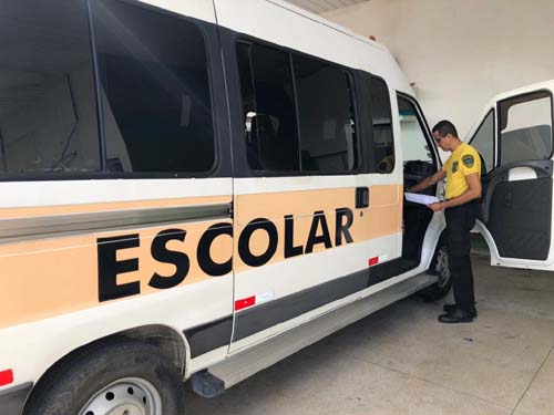 Transporte escolar: veículos devem passar por vistoria até o dia 31
