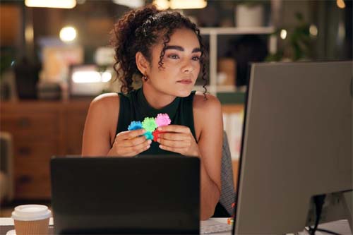 Crescimento nos diagnósticos de TDAH em adultos revela mudanças na compreensão do transtorno