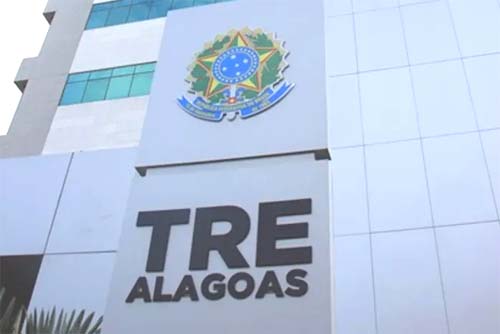 TRE adia julgamento da ação do Escola 10, que pede a cassação de Dantas, Tio Rafa e Renan Filho