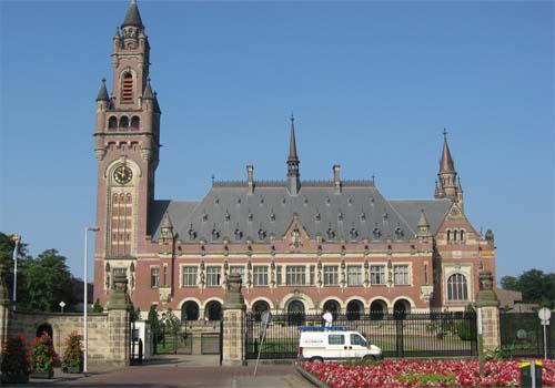 Advogado tenta anular na Justiça processo de Crucifixão de Jesus Cristo